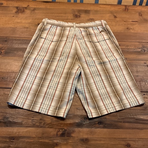 EUC Tommy Bahama Plaid Shorts - Picture 4 of 8
